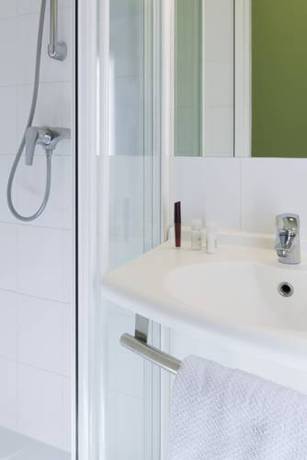 Imagen de la habitación del Hotel Ibis Budget Lyon Eurexpo Chassieu. Foto 7