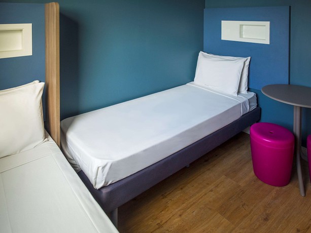 Imagen de la habitación del Hotel Ibis Budget Macei&oacute; Paju&ccedil;ara. Foto 2