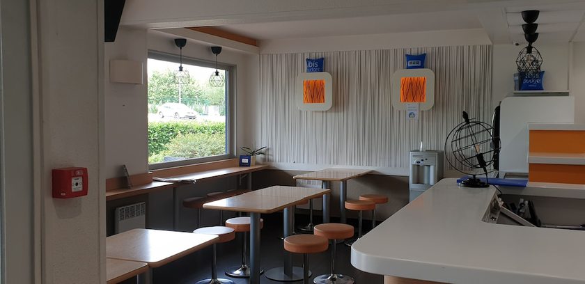 Imagen de los interiores del Hotel Ibis Budget Mâcon Nord. Foto 18