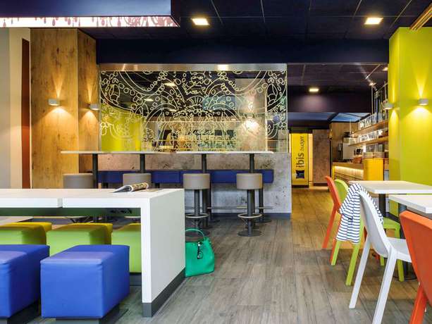 Imagen del bar/restaurante del Hotel Ibis Budget Madrid Centro Lavapies. Foto 5