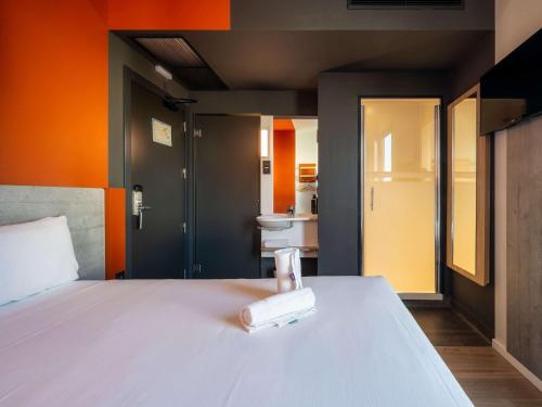 Imagen de la habitación del Hotel Ibis Budget Madrid Centro Lavapies. Foto 13