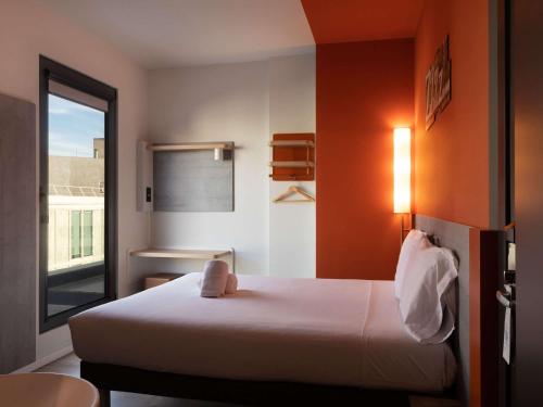 Imagen de la habitación del Hotel Ibis Budget Madrid Centro Lavapies. Foto 15