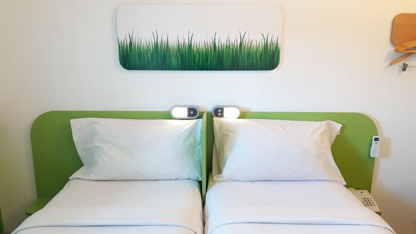 Imagen de la habitación del Hotel Ibis Budget Makassar Airport. Foto 7
