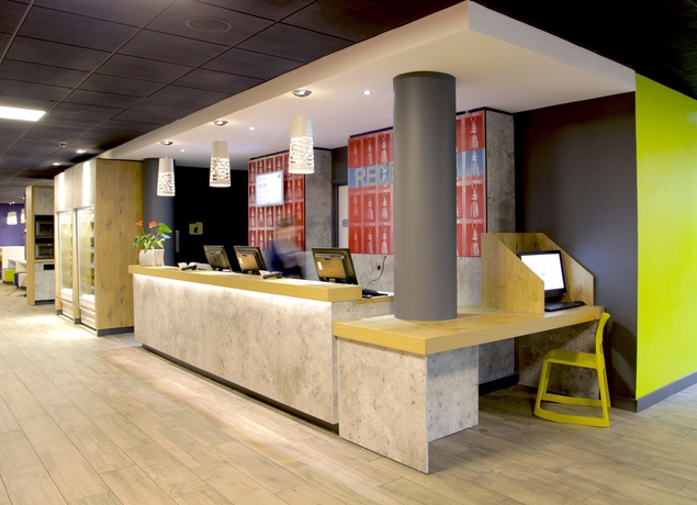Imagen de los interiores del Hotel Ibis Budget Manchester Salford Quays. Foto 9