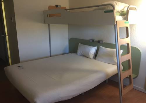 Imagen de la habitación del Hotel Ibis Budget Marne La Vallee Pontault Combault. Foto 8