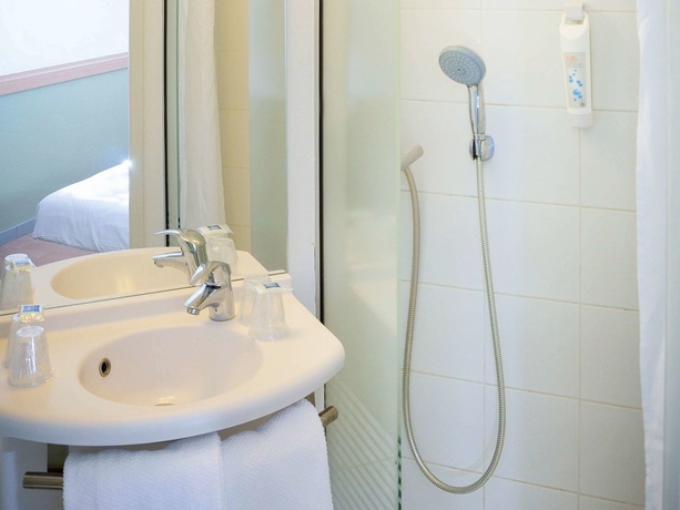 Imagen de la habitación del Hotel Ibis Budget Marseille La Valentine. Foto 14