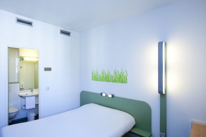 Imagen de la habitación del Hotel Ibis Budget Marseille Vieux Port. Foto 4