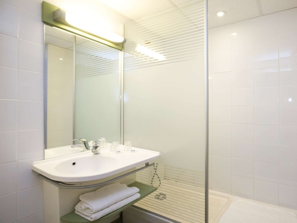 Imagen de la habitación del Hotel Ibis Budget Marseille Vieux Port. Foto 11