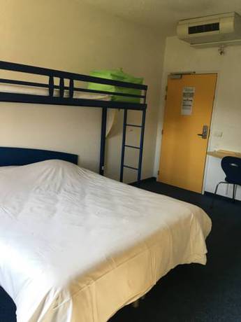 Imagen de la habitación del Hotel Ibis Budget Metz Technopole. Foto 11