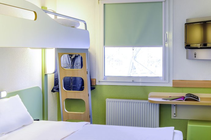 Imagen de la habitación del Hotel Ibis Budget Nanterre La Defense. Foto 13