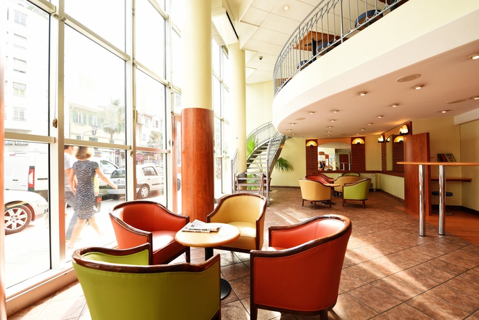 Imagen de los interiores del Hotel Ibis Budget Nice Californie Lenval. Foto 15