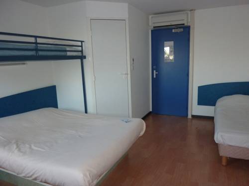 Imagen de la habitación del Hotel Ibis Budget Nuits Saint Georges. Foto 12