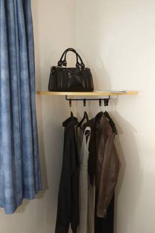 Imagen de la habitación del Hotel Ibis Budget Nuits Saint Georges. Foto 13