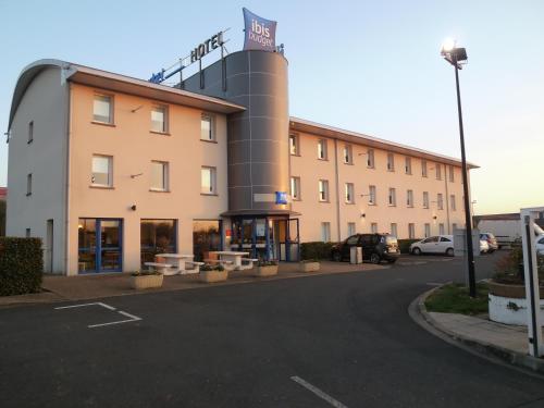Imagen general del Hotel Ibis Budget Orleans Ouest Meung Sur Loire. Foto 3