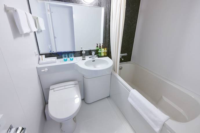 Imagen de la habitación del Hotel Ibis Budget Osaka Umeda. Foto 12