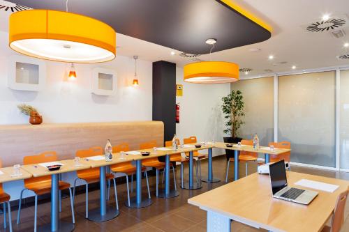 Imagen general del Hotel Ibis Budget Oviedo. Foto 10