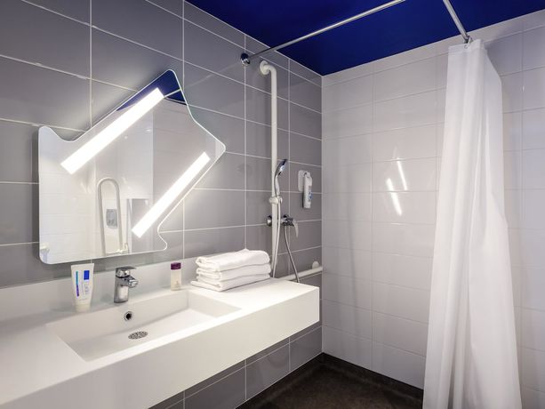 Imagen de la habitación del Hotel Ibis Budget Paris Clichy Mairie. Foto 7