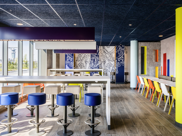 Imagen de los interiores del Hotel Ibis Budget Paris Coeur D'Orly Airport. Foto 10