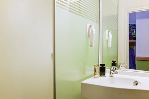 Imagen de la habitación del Hotel Ibis Budget Paris Porte De Pantin. Foto 6