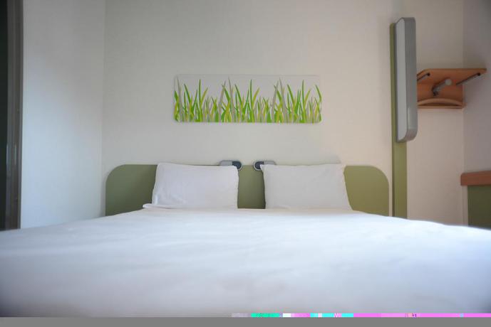 Imagen de la habitación del Hotel Ibis Budget Poitiers Centre Gare. Foto 5