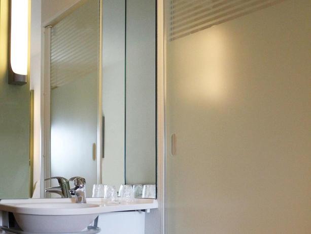 Imagen de la habitación del Hotel Ibis Budget Poitiers Centre Gare. Foto 7