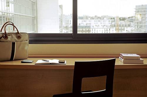 Imagen de la habitación del Hotel Ibis Budget Pontivy. Foto 6