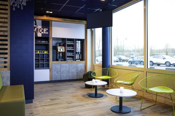 Imagen de los interiores del Hotel Ibis Budget Rotterdam The Hague Airport. Foto 7