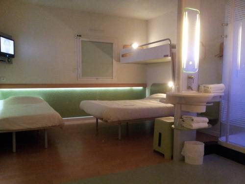 Imagen de la habitación del Hotel Ibis Budget Saint Maximin La Sainte Baume. Foto 7