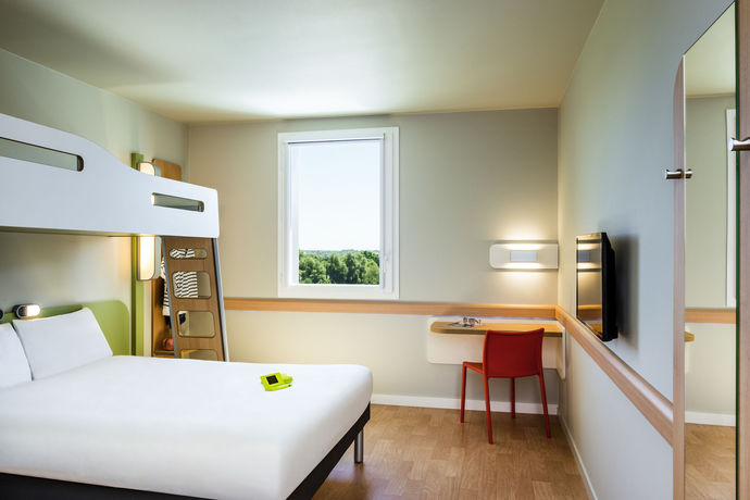 Imagen de la habitación del Hotel Ibis Budget Saint Quentin En Yvelines Velodrome. Foto 6