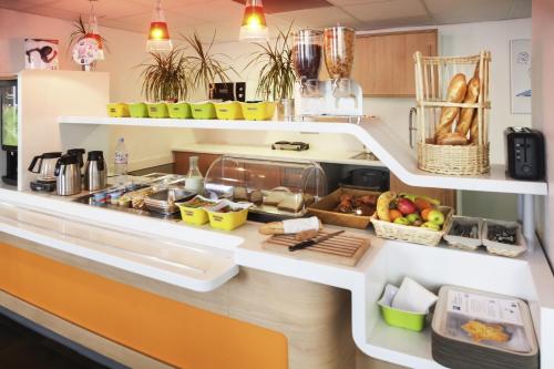 Imagen del bar/restaurante del Hotel Ibis Budget Saint-quentin Centre Gare. Foto 4