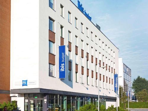 Imagen general del Hotel Ibis Budget Santeny. Foto 2