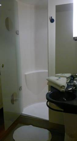 Imagen de la habitación del Hotel Ibis Budget Sète Centre. Foto 13