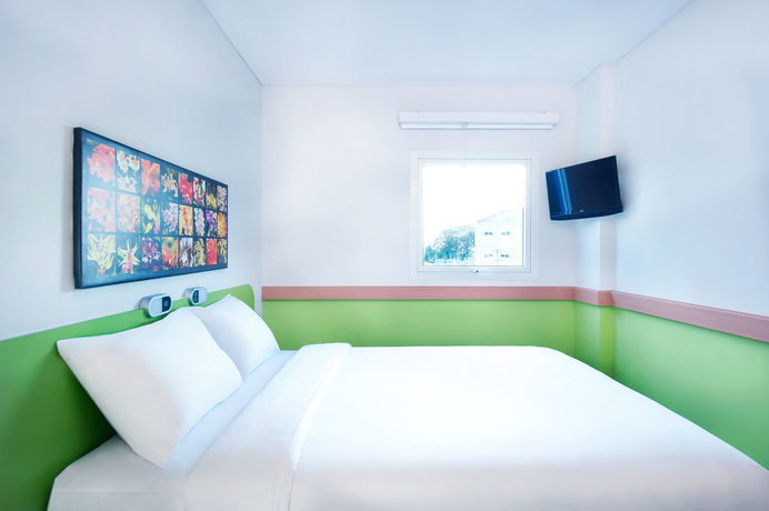 Imagen de los exteriores del Hotel Ibis Budget Semarang Tendean. Foto 10