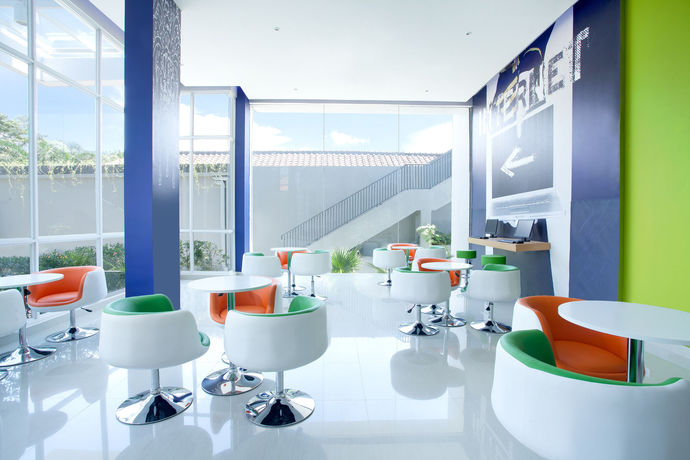 Imagen de la habitación del Hotel Ibis Budget Semarang Tendean. Foto 8