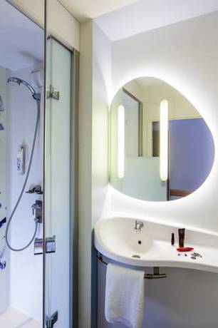 Imagen de la habitación del Hotel Ibis Budget Sens. Foto 14