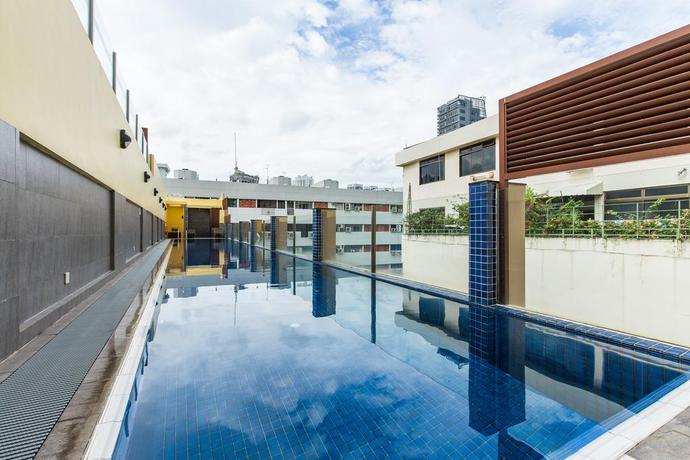 Imagen de la piscina del Hotel Ibis Budget Singapore Imperial. Foto 13
