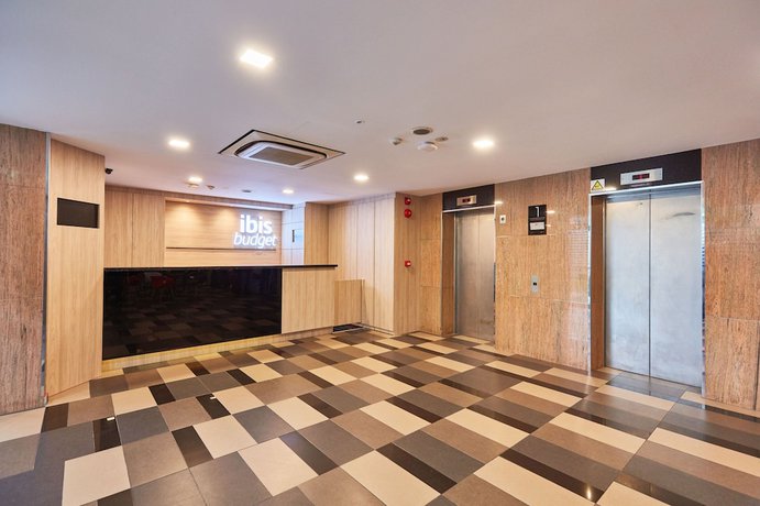 Imagen de los interiores del Hotel Ibis Budget Singapore Ruby. Foto 8