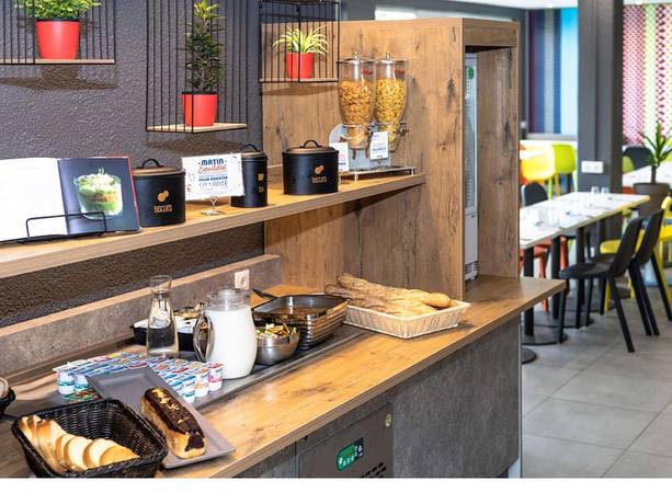 Imagen del bar/restaurante del Hotel Ibis Budget Strasbourg Sud Illkirch Geispolsheim. Foto 5
