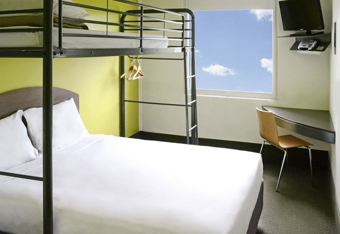 Imagen de la habitación del Hotel Ibis Budget Sydney Airport. Foto 11