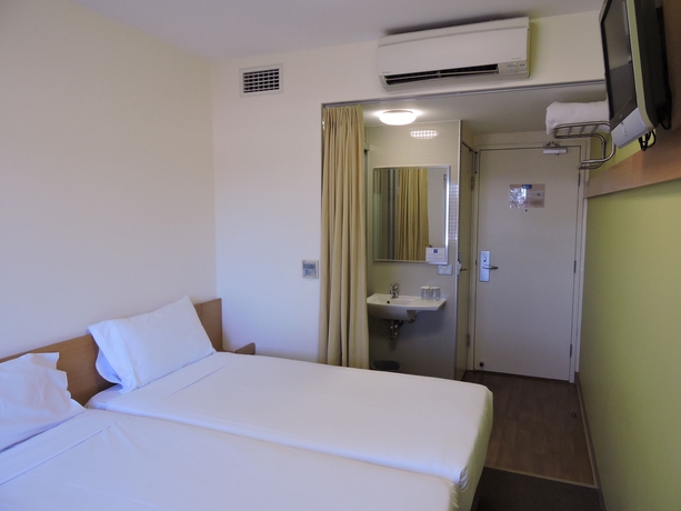 Imagen de la habitación del Hotel Ibis Budget Sydney Olympic Park. Foto 8
