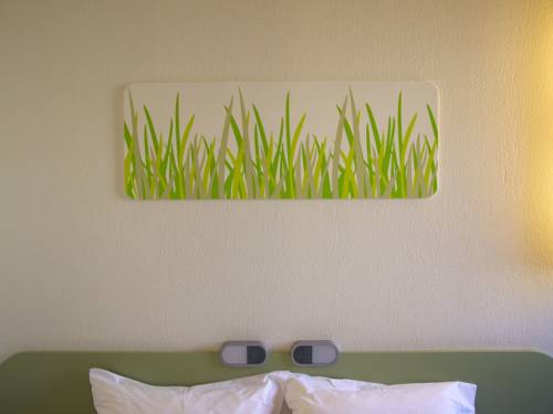 Imagen de la habitación del Hotel Ibis Budget Toulon Centre. Foto 6