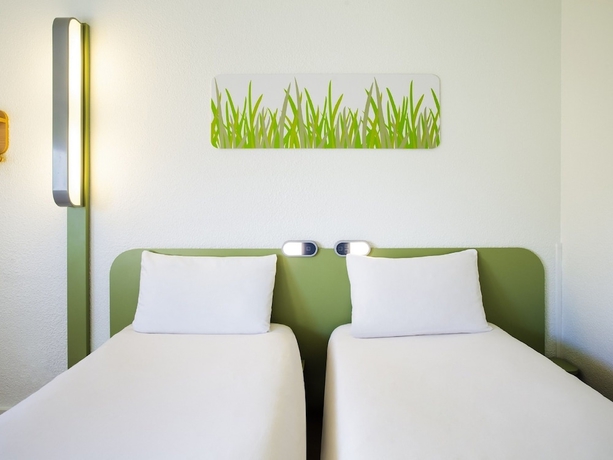 Imagen de la habitación del Hotel Ibis Budget Toulouse Colomiers. Foto 7