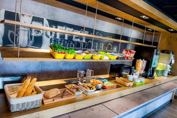 Imagen del bar/restaurante del Hotel Ibis Budget Vannes Ploeren. Foto 3