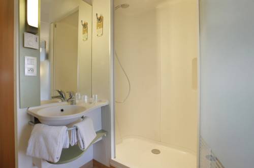 Imagen de la habitación del Hotel Ibis Budget Villemomble. Foto 9