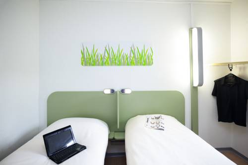 Imagen de la habitación del Hotel Ibis Budget Zurich Airport. Foto 6