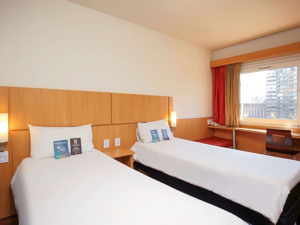 Imagen de la habitación del Hotel Ibis Buenos Aires Congreso. Foto 6
