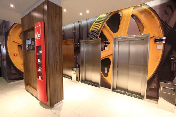 Imagen de los interiores del Hotel Ibis Buenos Aires Obelisco. Foto 16