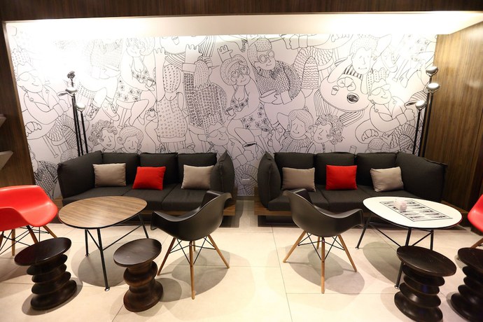 Imagen del bar/restaurante del Hotel Ibis Buenos Aires Obelisco. Foto 7