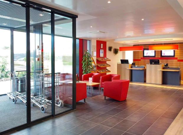 Imagen de los interiores del Hotel Ibis Bulle La Gruyere. Foto 10
