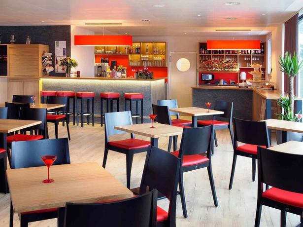 Imagen del bar/restaurante del Hotel Ibis Bulle La Gruyere. Foto 3